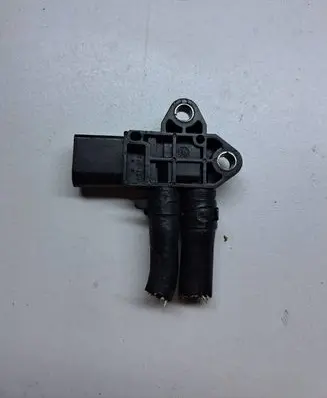 Volkswagen Tiguan Air pressure sensor 0281002710 140818T2240E