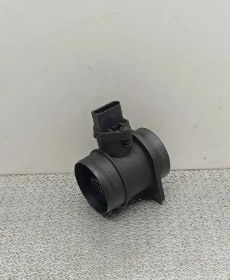 Volkswagen Golf V Mass air flow meter 038906461B 0281002531