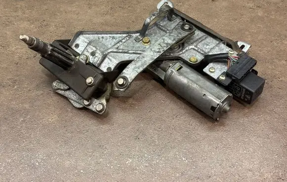 Porsche 911 964 Rear window wiper motor 96462808700 92861810400 96462812000