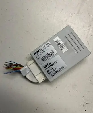 BMW X5 E70 Air suspension control unit module (rear) 6793163 4461500510