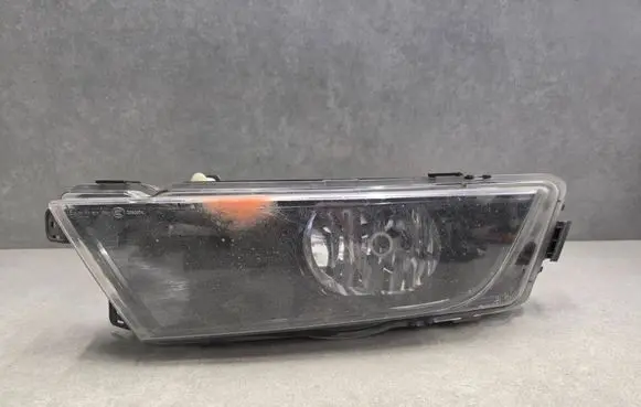Skoda Octavia Mk3 (5E) Front fog light 5E0941699E