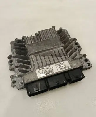 Renault Megane II Engine control unit/module 8200843713 S122326114 8200807626