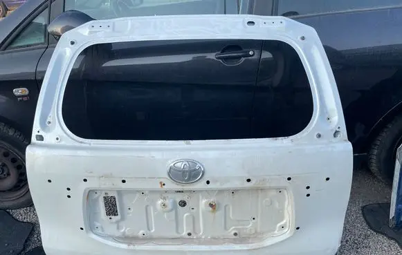 Toyota Land Cruiser (J150) Tailgate/trunk/boot lid
