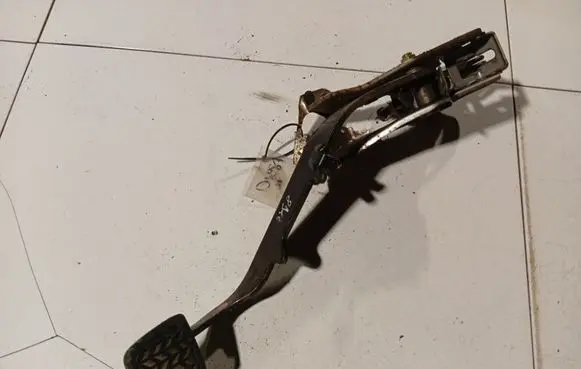 Toyota Corolla E120 E130 Brake pedal 