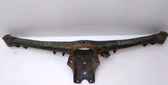 BMW 3 E30 Rear axle beam 