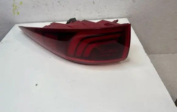 KIA Sportage Rear/tail lights 92402F11