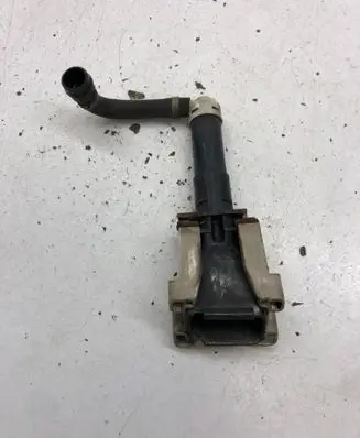 Infiniti FX Headlight washer spray nozzle 63022