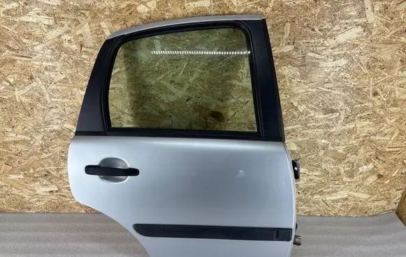 Rear door