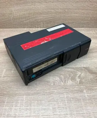 BMW 5 E39 CD/DVD changer 6913388