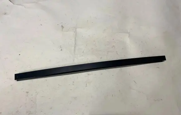 BMW X3 F25 Rear side glass trim 7205754