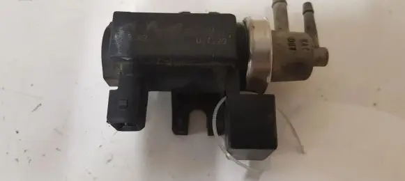 Volvo V70 Turbo solenoid valve 72190329 30637251