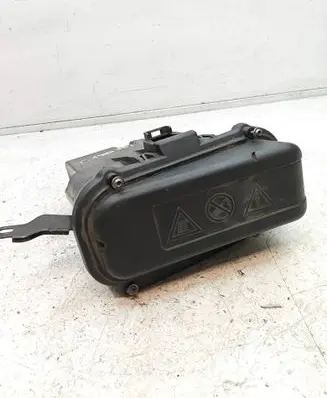 BMW 6 F12 F13 Fuse box cover 7555189 58650910