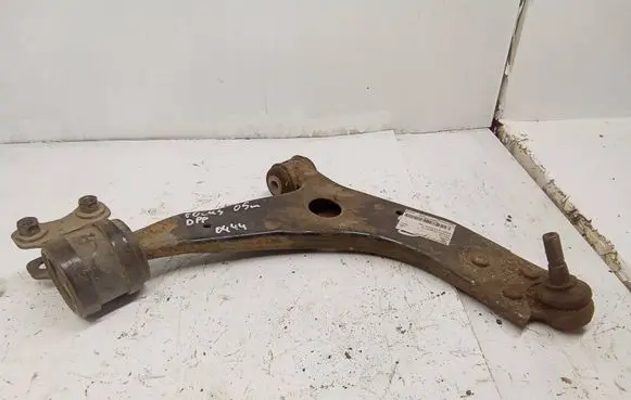 Ford Focus Front lower control arm/wishbone