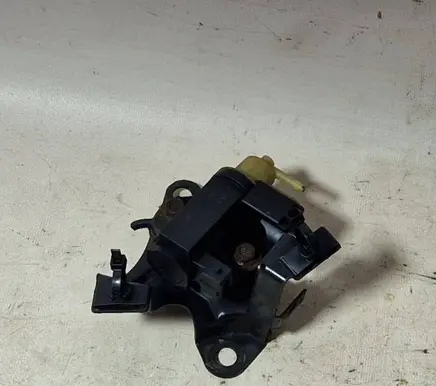 Opel Zafira B Turbo solenoid valve 8981056561