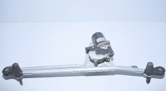 BMW X5 E53 Front wiper linkage 7046571