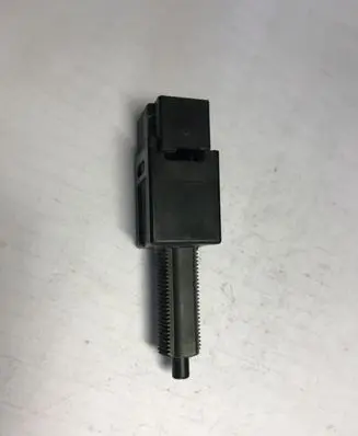 Nissan Juke I F15 Brake pedal sensor switch