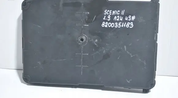Renault Megane II Comfort/convenience module 8200351183