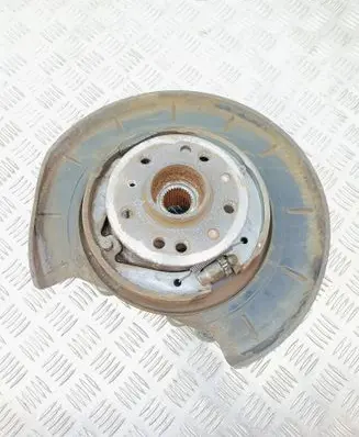 Mercedes-Benz GL X164 Rear wheel hub