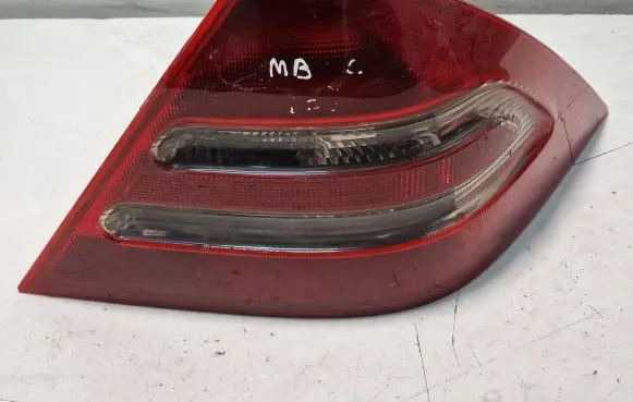 Mercedes-Benz C W203 Rear/tail lights