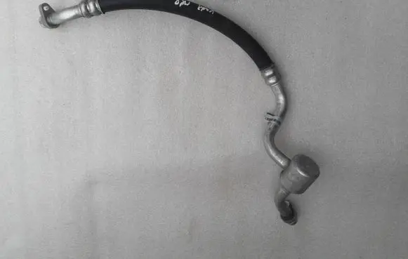 Renault Kadjar Air conditioning (A/C) pipe/hose 924804EA0A