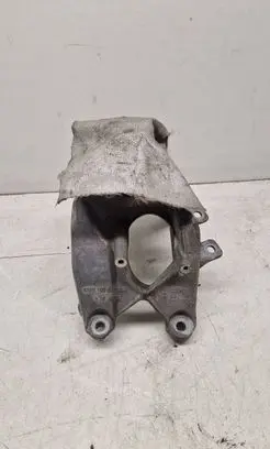 Audi A5 Sportback 8TA Engine mounting bracket 4M0199308AA