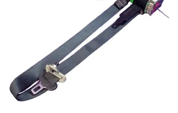 Suzuki Splash Front seatbelt