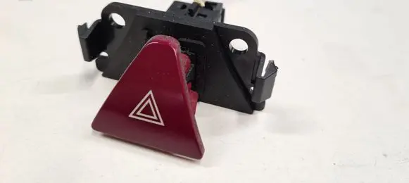 Peugeot 307 Hazard light switch 3184A