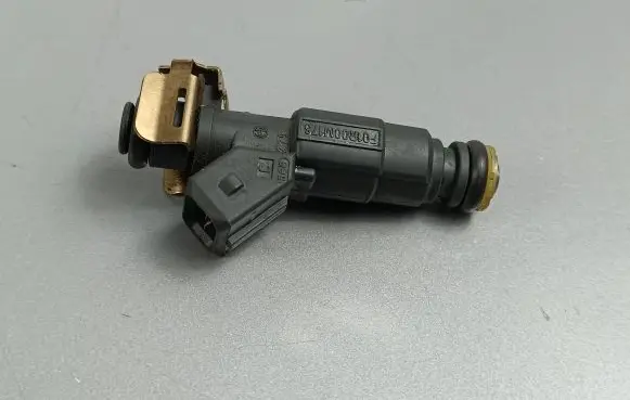 MG ZS Fuel injector F01R00M176