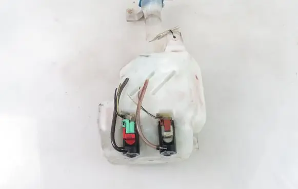 Honda Prelude Windshield washer fluid reservoir/tank 