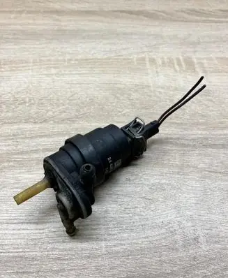 Opel Signum Windscreen/windshield washer pump 24439254