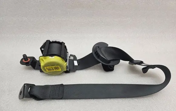 KIA Sorento IV Third row seat belt 89823P2100