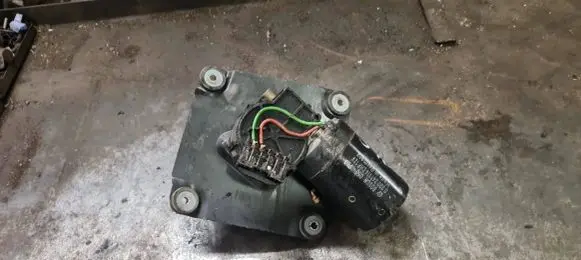 Volvo S40, V40 Wiper motor 039024114
