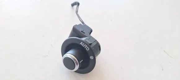 Jaguar F-Pace Steering wheel adjustment switch FW936465BB