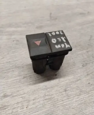 Ford Mondeo Mk III Hazard light switch