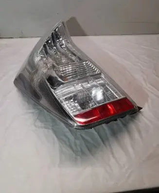 Toyota Prius (XW30) Rear/tail lights P8007