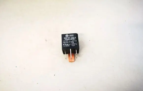 Volkswagen Touran I Other relay 3d0951253a