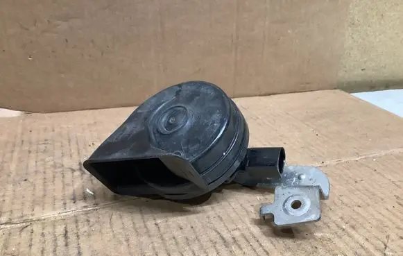 BMW 3 G20 G21 Horn signal 7492205