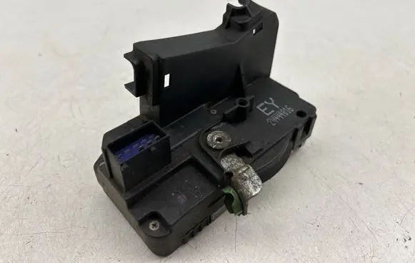 Front door lock
