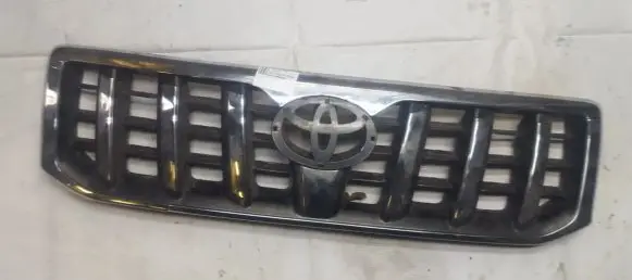 Toyota Land Cruiser (J100) Front grill