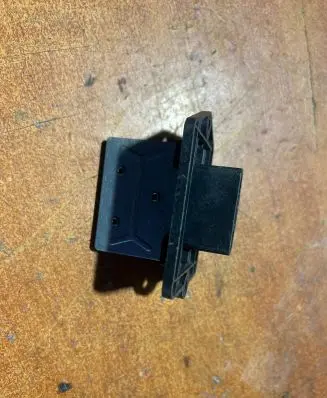 Mazda 323 F Heater blower motor/fan resistor HB151RC1M
