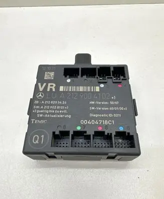 Mercedes-Benz C W204 Door control unit/module A2129004102 A2128203426