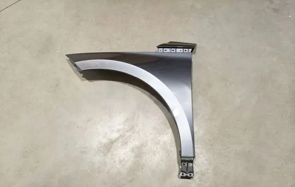 Skoda Enyaq iV Fender 5LA821021A