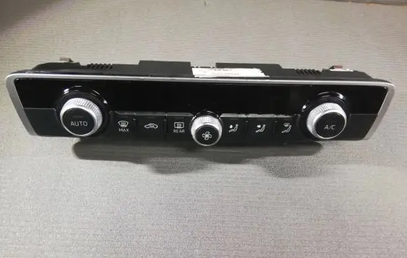 Audi A3 S3 8V Climate control unit 8v0820043BB