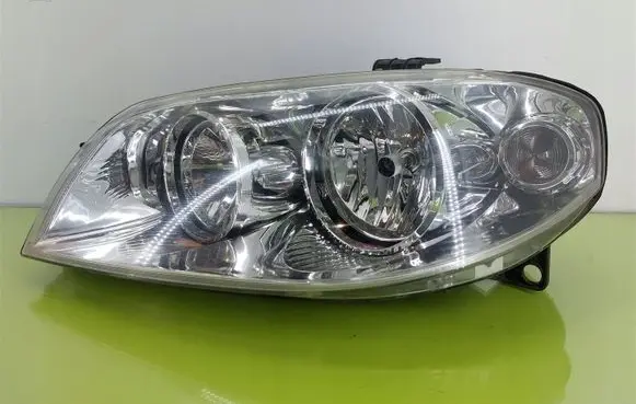 Fiat Punto (188) Headlight/headlamp 6611140L