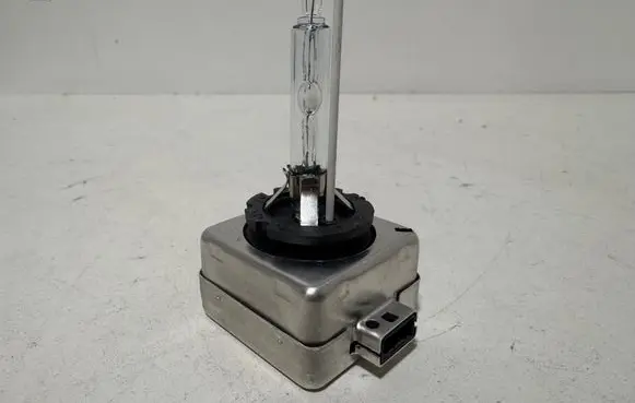 BMW X3 F25 Xenon bulb 0032619E11 9285301233AE 0032619