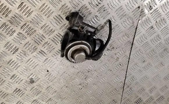 Volkswagen Sharan EGR valve 307178