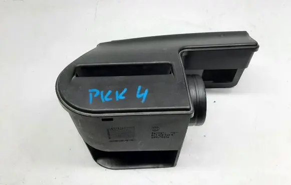 Seat Leon (1P) Air intake hose/pipe 1K0805971C 5K7805962B