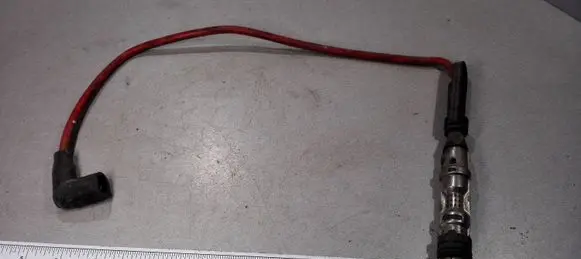 Volkswagen PASSAT B5.5 Ignition plug leads 071035255B 06A035281A