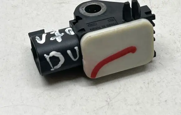 Volvo V70 Airbag deployment crash/impact sensor 31264395