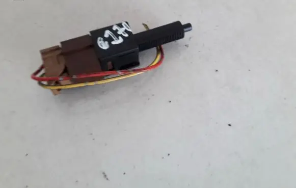 Nissan Almera N16 Brake pedal sensor switch
